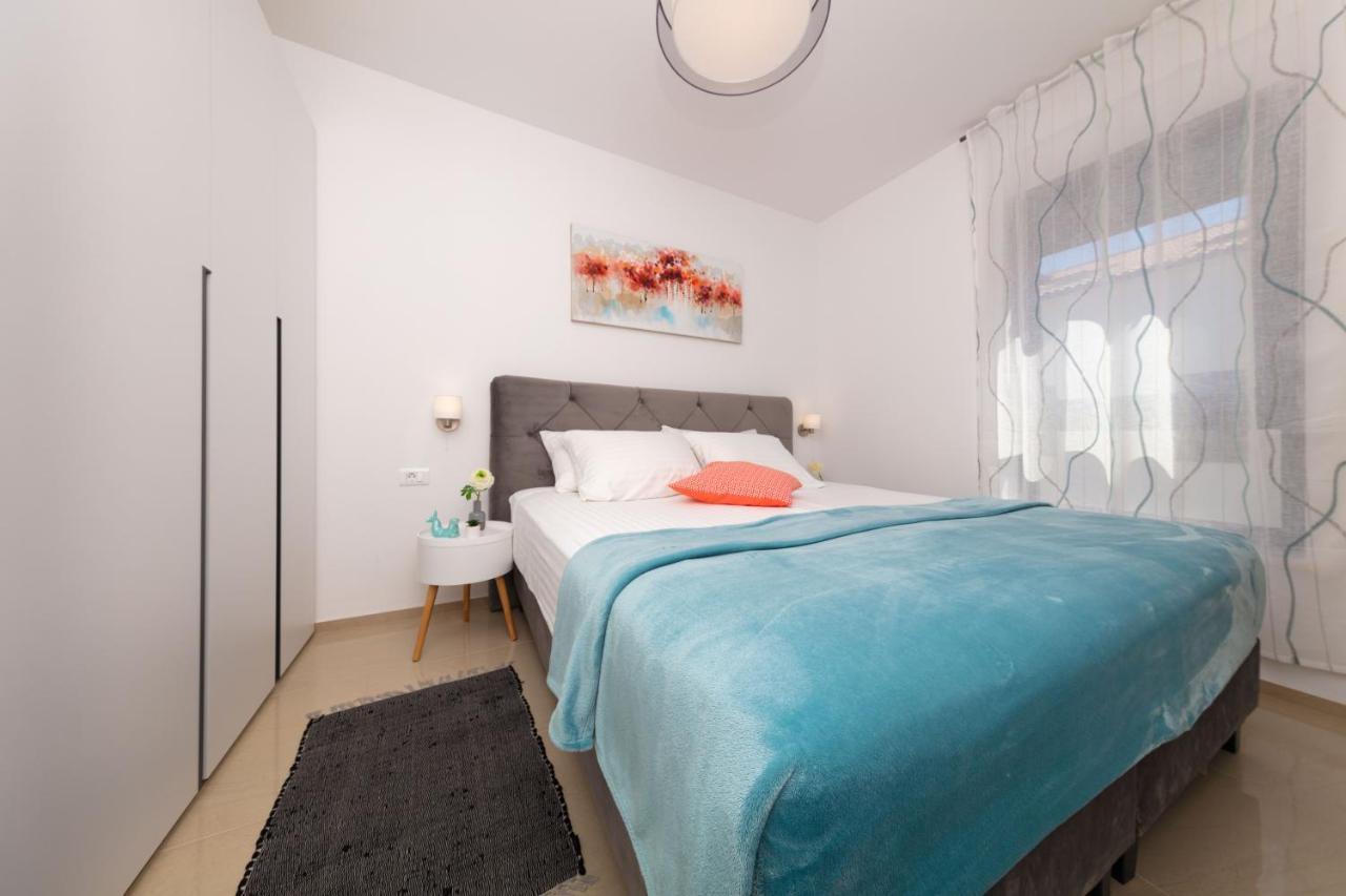 Tirkiz Apartment Banjole Luaran gambar