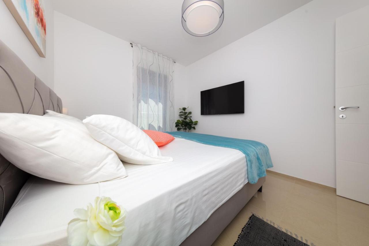 Tirkiz Apartment Banjole Luaran gambar