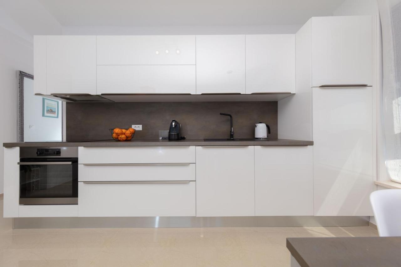 Tirkiz Apartment Banjole Luaran gambar