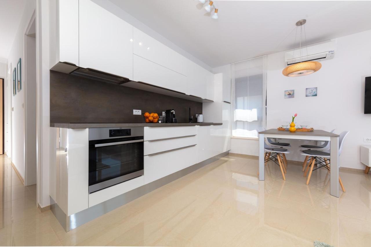 Tirkiz Apartment Banjole Luaran gambar