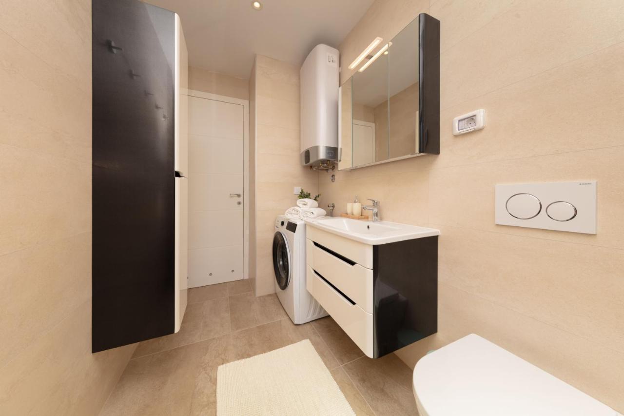 Tirkiz Apartment Banjole Luaran gambar